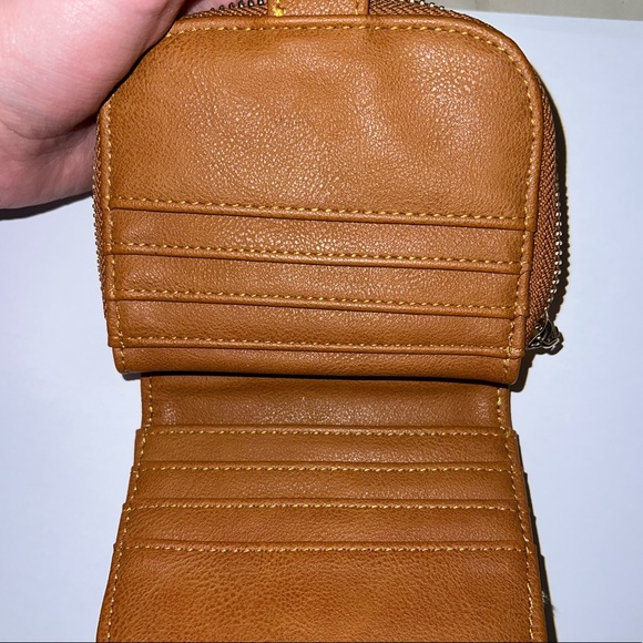 Brown Wallet - Picture 4 of 4